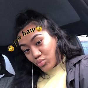 Meet your Posher, Julia